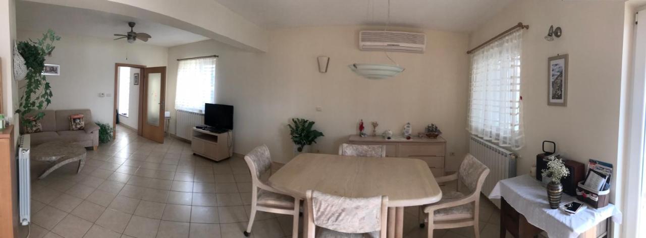 Stasja Apartamento Brseč